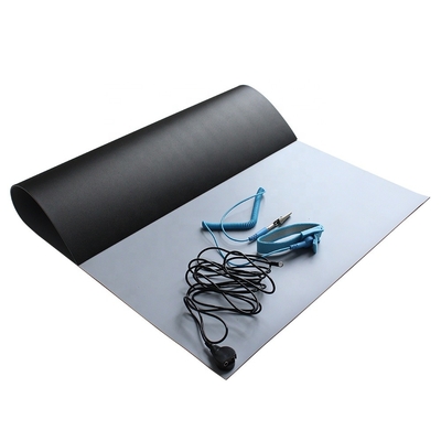 100cm X 90cm مقاومت سطح ESD تشک ضد الکتریسیته ساکن کف 10E6 مناسب